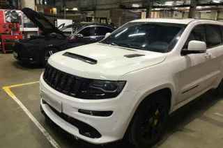 Фото установки нового лобового стекла в АвтостеклаПрофи